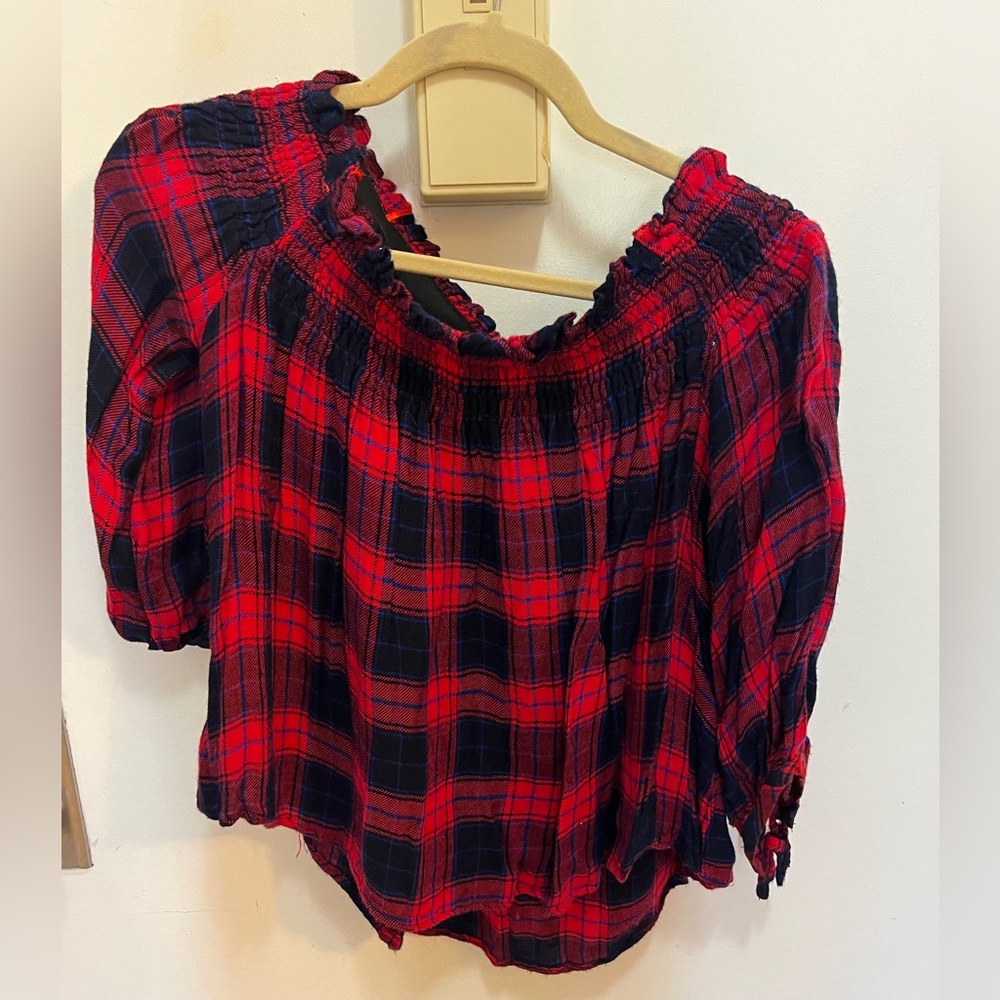 Womens off shoulder plaid top with tye sleeve